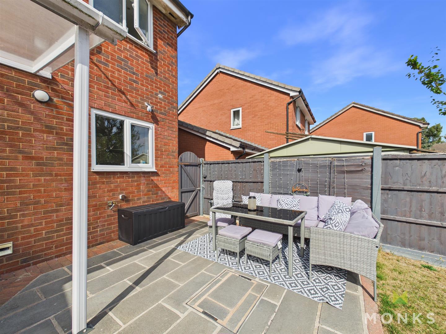 76 Maple Avenue, Oswestry, SY11 2SE For Sale